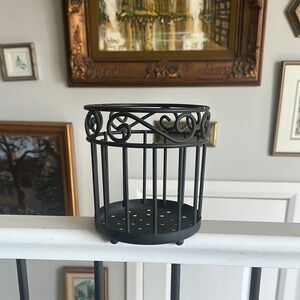 Scroll Pantryware Metal Utensil Crock Round